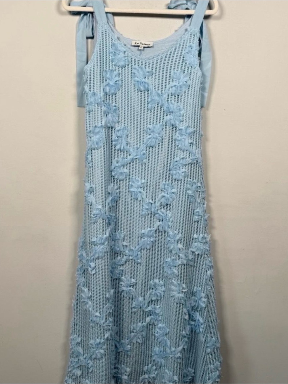 En Saison Pale Blue Floral Dress - Picture 2 of 5